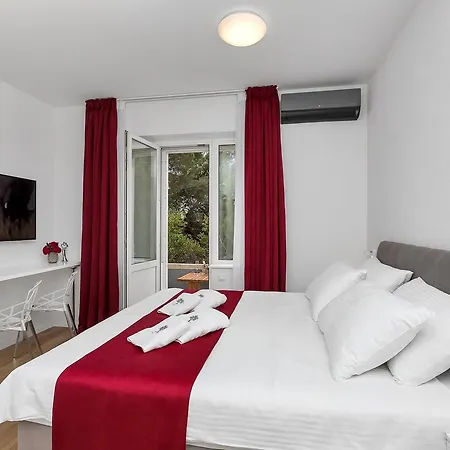 بيت ضيافة Luxury Paradise Garden ماكارسكا
