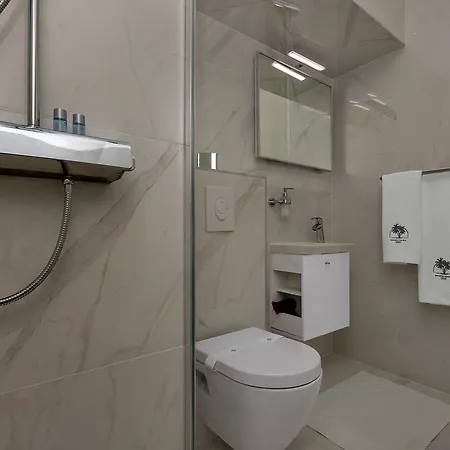 Luxury Paradise Garden 4*