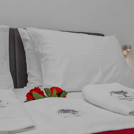 Gasthuis Luxury Paradise Garden Makarska