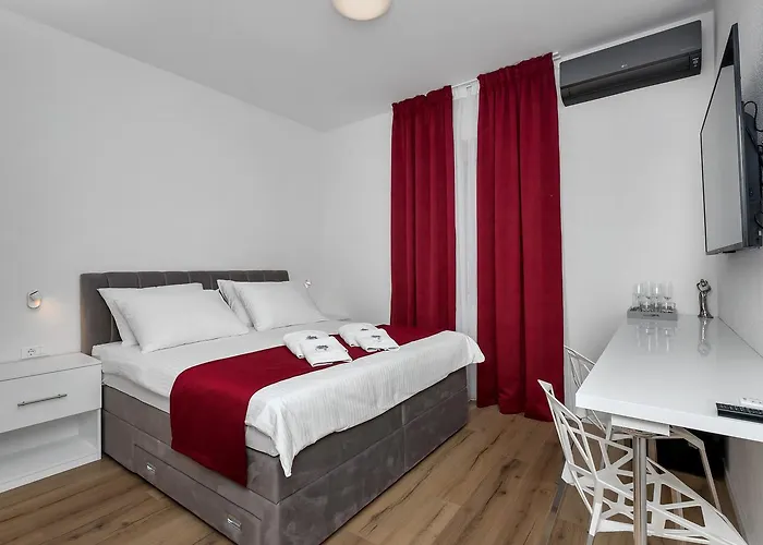 Luxury Paradise Garden 4*