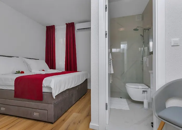 Pensionat Luxury Paradise Garden Makarska