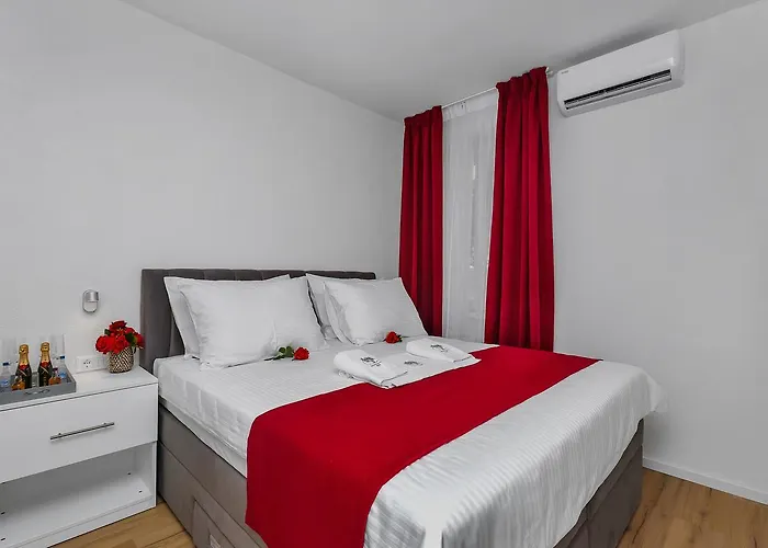 בית הארחה Luxury Paradise Garden