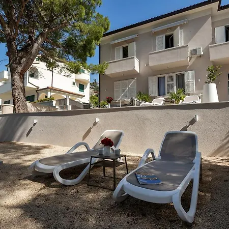 Luxury Paradise Garden 4* Makarska