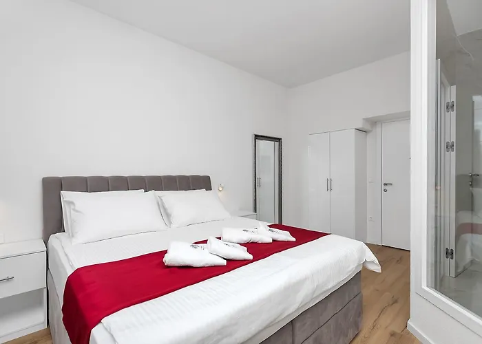 Luxury Paradise Garden 4*