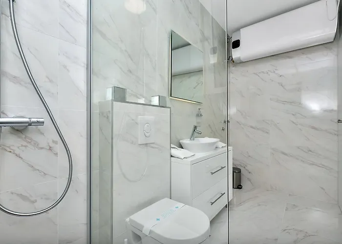 Гостевой дом Luxury Paradise Garden 4*