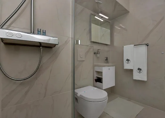 Luxury Paradise Garden 4*